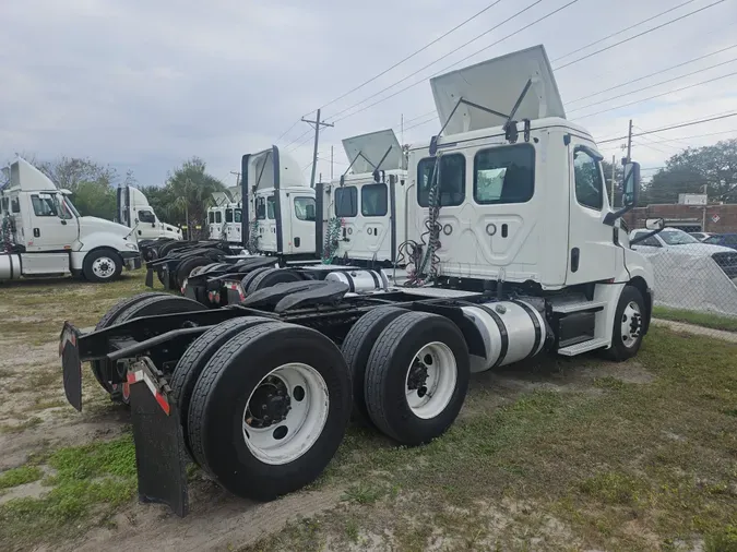 2018 FREIGHTLINER/MERCEDES NEW CASCADIA PX12664