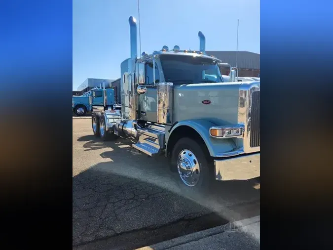 2026 PETERBILT 589