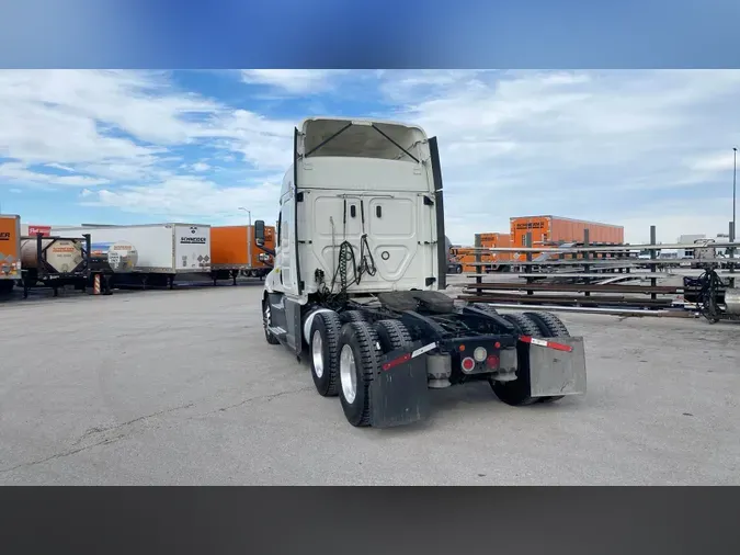 2020 Freightliner Cascadia