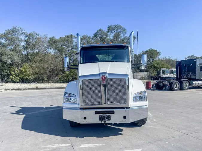 2026 KENWORTH T880