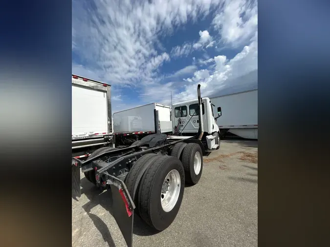 2019 FREIGHTLINER/MERCEDES NEW CASCADIA 116