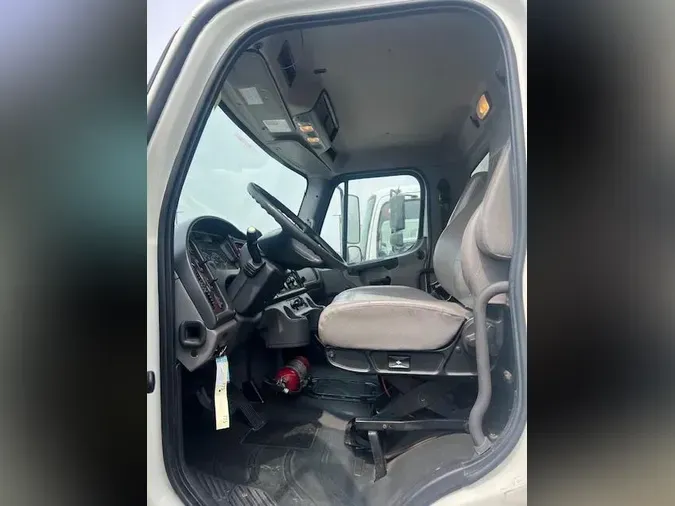2020 Freightliner Business Class M2 106