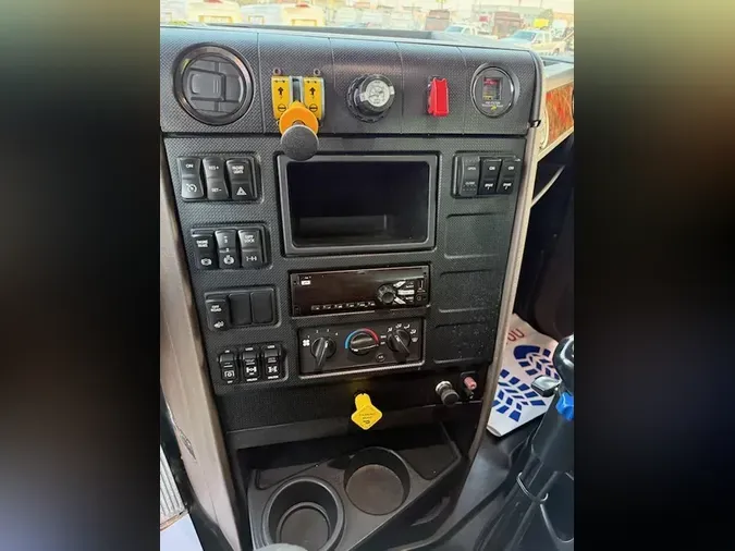 2020 International HX620