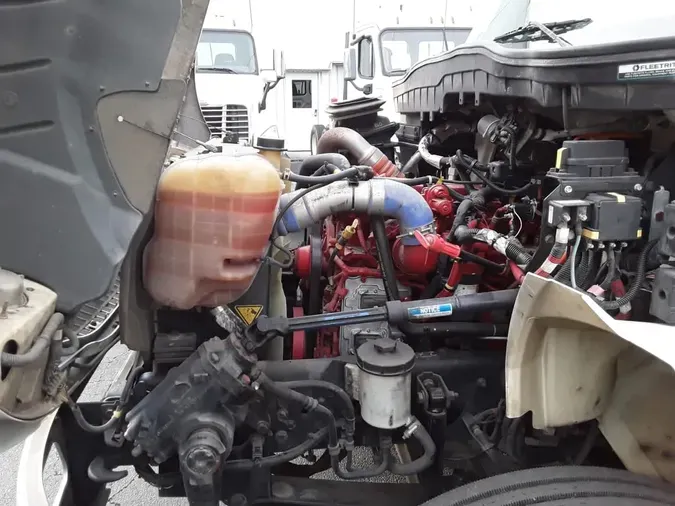 2019 NAVISTAR INTERNATIONAL 4300