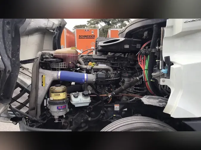 2022 Freightliner Cascadia 126