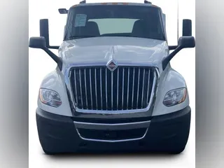 2020 International LT625
