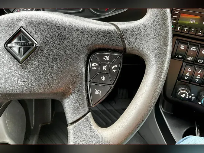 2022 INT LT625 6x4