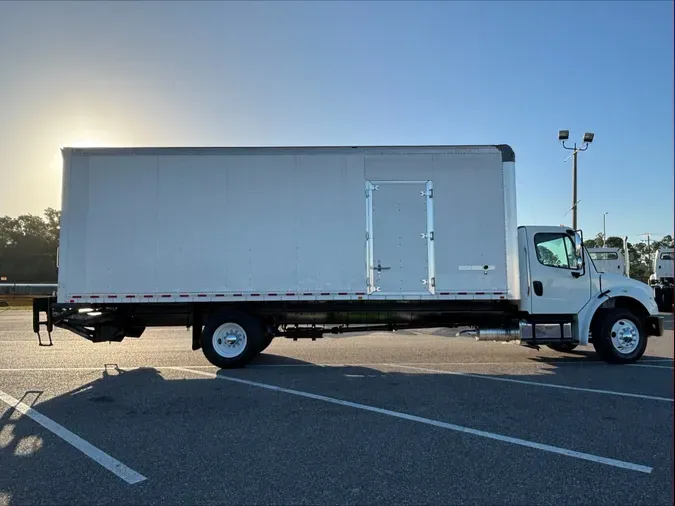 2019 Freightliner M2