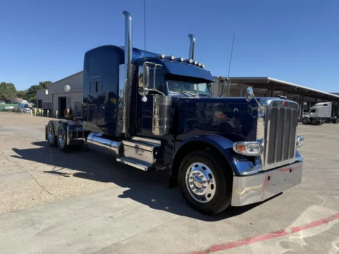 2024 Peterbilt 389
