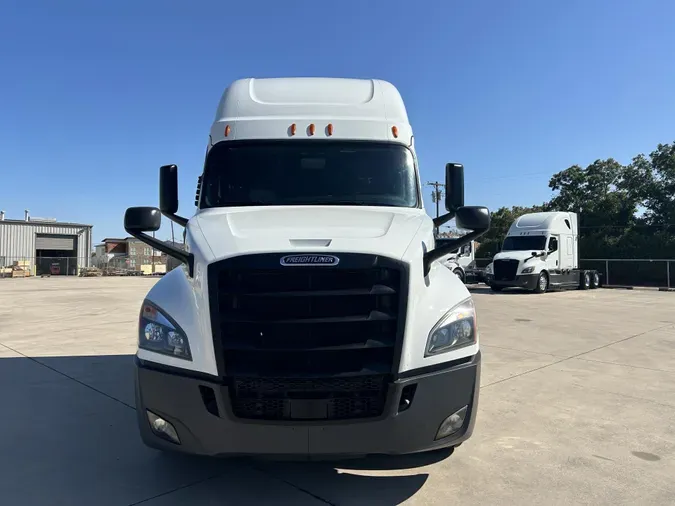 2020 Freightliner Cascadia