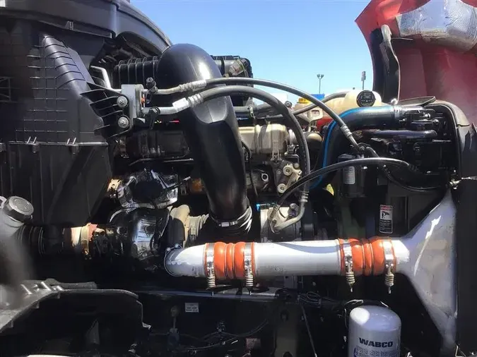 2022 FREIGHTLINER CA126