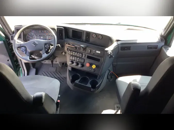 2021 International LTac6a4402bd9818965b5f84880643f5c3