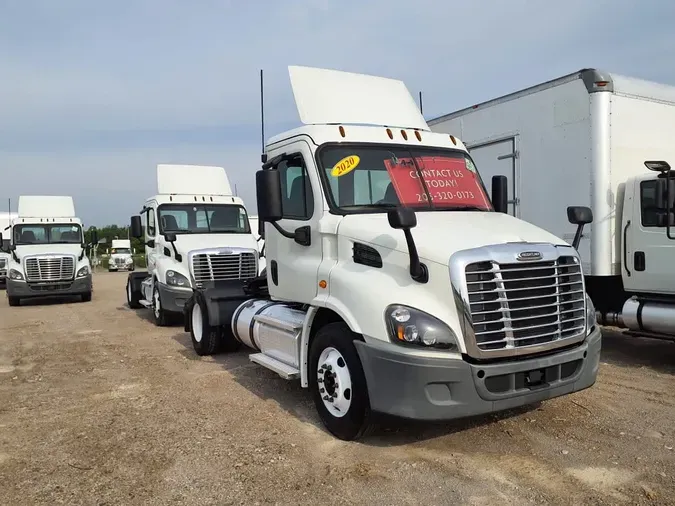 2020 FREIGHTLINER/MERCEDES CASCADIA 113