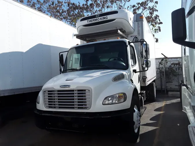 2016 FREIGHTLINER/MERCEDES M2 106