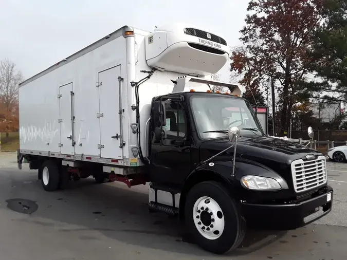 2018 FREIGHTLINER/MERCEDES M2 106