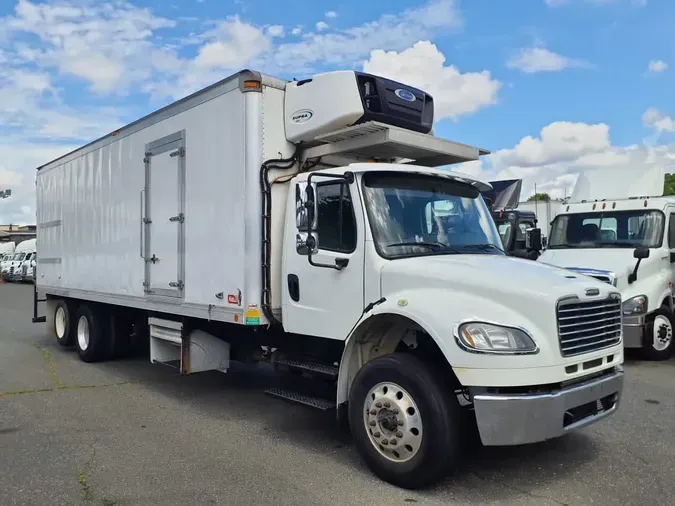 2017 FREIGHTLINER M2 106