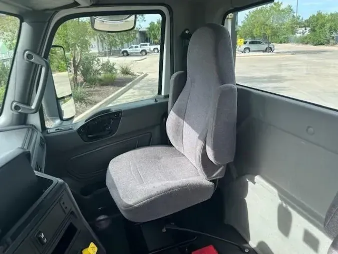 2020 International LT625