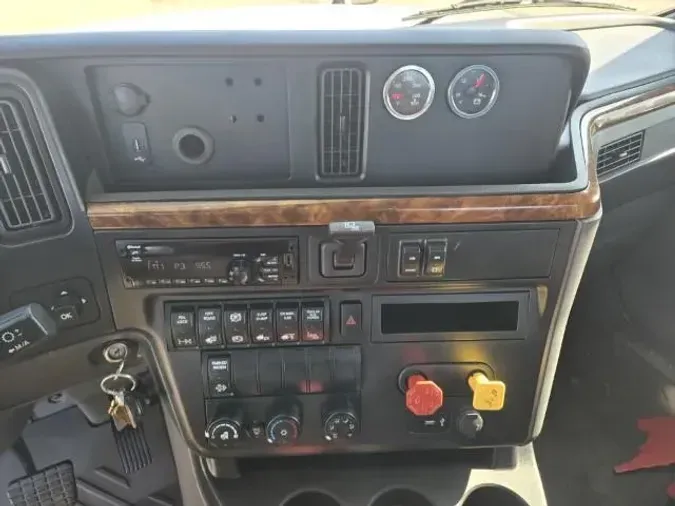 2021 International LT625ac76c5840c96059bbf76ed32a3f96b1b