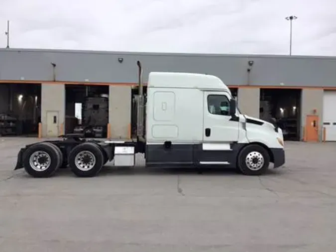 2020 Freightliner Cascadia