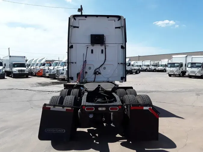 2018 FREIGHTLINER CASCADIA