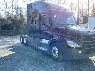 2021 Freightliner Cascadia