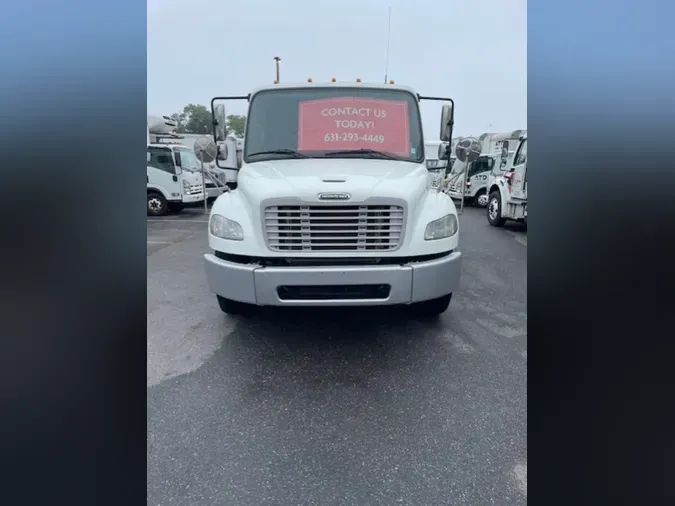 2017 FREIGHTLINER M2 106