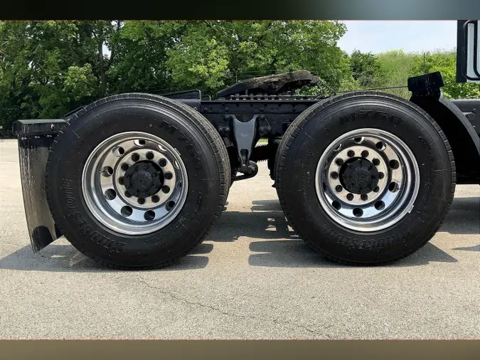 2019 INT LT625 6x4