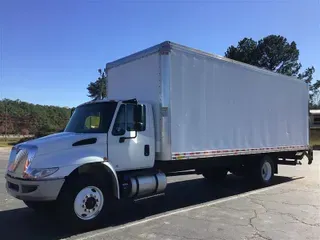 2019 INTERNATIONAL 4300