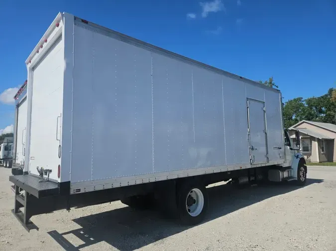 2015 FREIGHTLINER M2 106