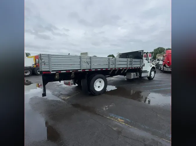 2019 FREIGHTLINER M2 106