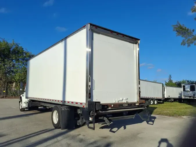 2018 FREIGHTLINER/MERCEDES M2 106