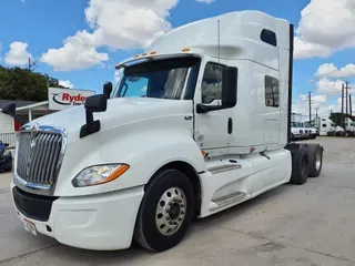 2019 NAVISTAR INTERNATIONAL LT625 SLPR CAB