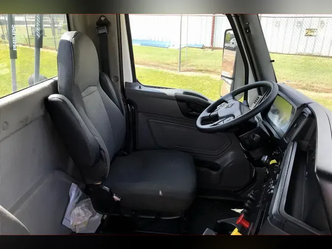 2019 INT LT625 6x4
