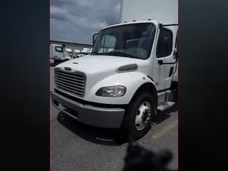 2018 FREIGHTLINER/MERCEDES M2 106