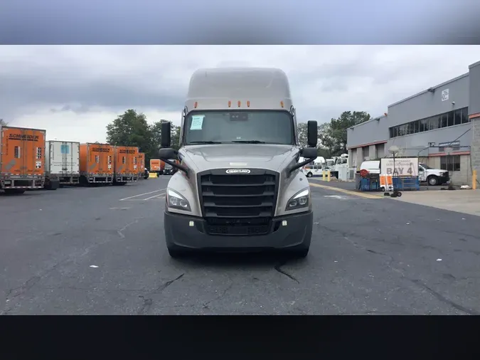 2024 Freightliner Cascadia 126