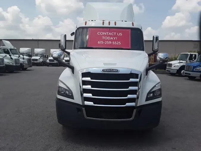 2020 FREIGHTLINER NEW CASCADIA 126
