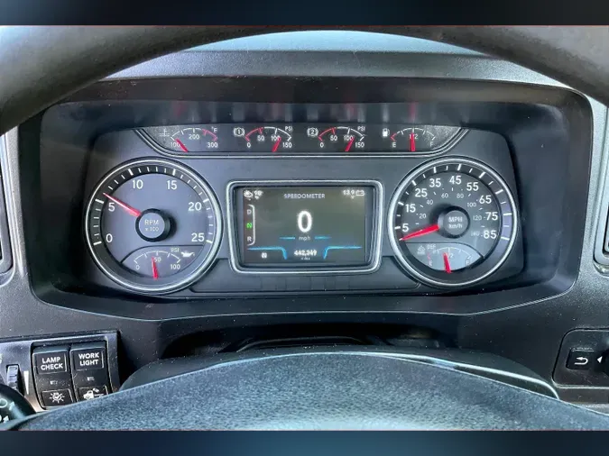 2021 INT LT625 6x4