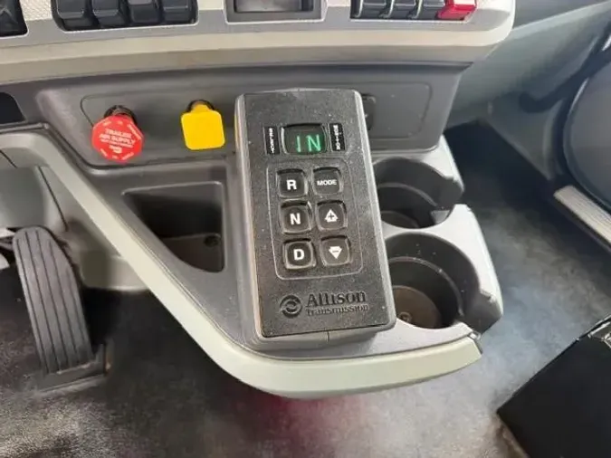 2020 Kenworth T880