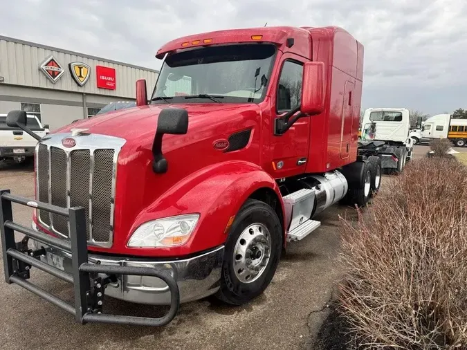 2022 Peterbilt 579