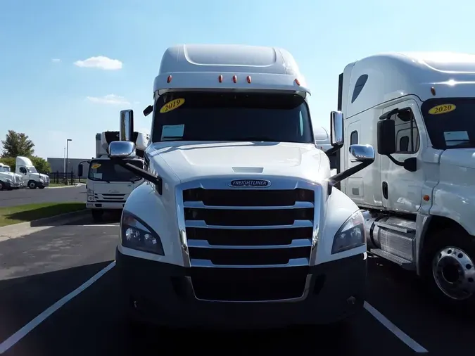 2019 FREIGHTLINER/MERCEDES NEW CASCADIA PX12664