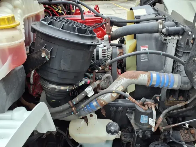 2020 FREIGHTLINER M2 106