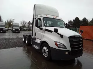 2019 Freightliner Cascadia 126
