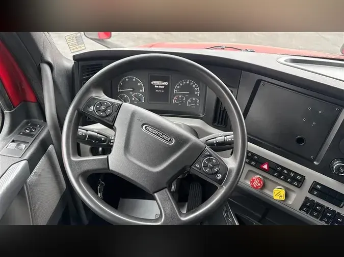 2022 FREIGHTLINER CA126