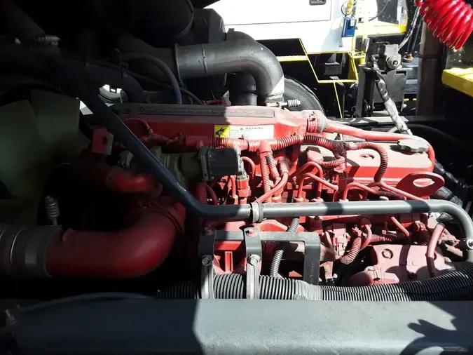 2019 AUTOCAR YARD TRACTORac9c4c289ee15ebbd6066f1a51d20fdd