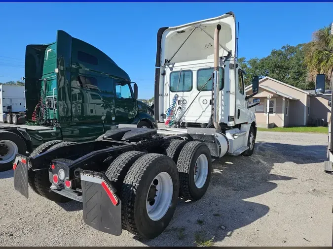 2019 FREIGHTLINER/MERCEDES NEW CASCADIA PX12664