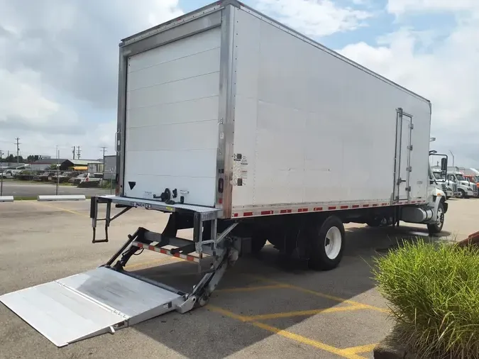 2019 NAVISTAR INTERNATIONAL 4300