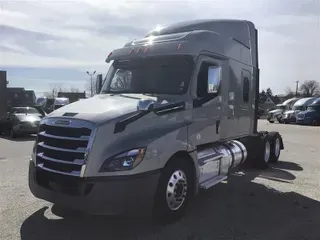 2019 FREIGHTLINER CA126