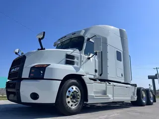 2024 MACK AN64T70