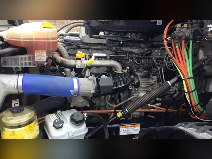 2022 Freightliner Cascadia 126