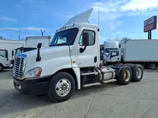 2018 FREIGHTLINER/MERCEDES CASCADIA 125